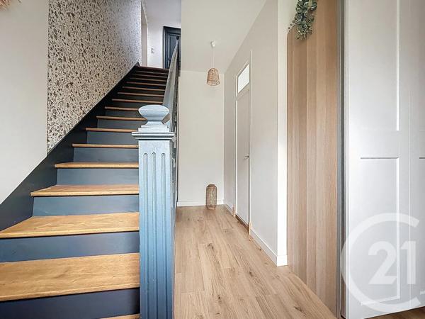 Maison à vendre  10 pièces - 224 m 2   ST POURCAIN SUR SIOULE  - 03