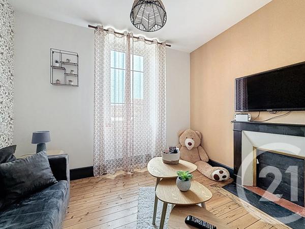 Maison à vendre  10 pièces - 224 m 2   ST POURCAIN SUR SIOULE  - 03