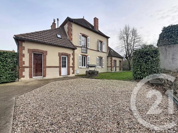 Maison à vendre  10 pièces - 224 m 2   ST POURCAIN SUR SIOULE  - 03