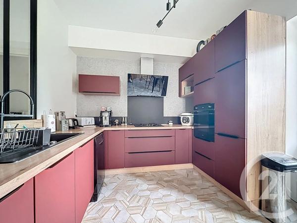 Maison à vendre  10 pièces - 224 m 2   ST POURCAIN SUR SIOULE  - 03