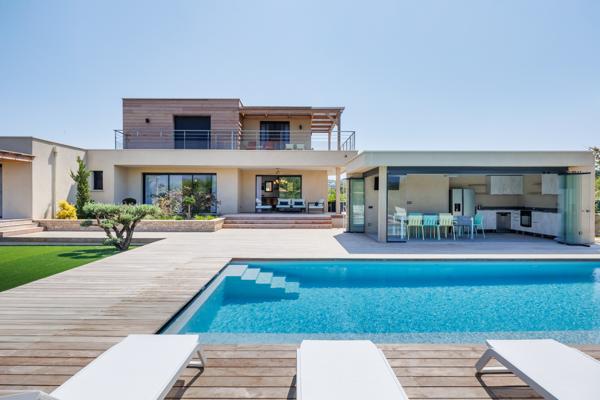 Maison à vendre  6 pièces - 246 m2 LECCI - 201