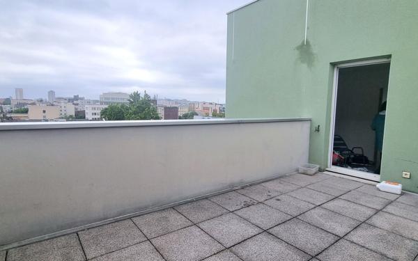 Appartement à louer    2 pièces • 43,25 m2 Saint-Denis