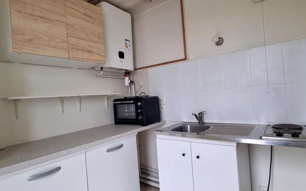 Appartement à louer    2 pièces • 43,25 m2 Saint-Denis