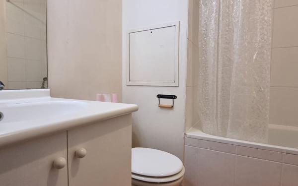 Appartement à louer    2 pièces • 43,25 m2 Saint-Denis