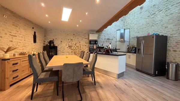 Vente Maison 5 pièces 160 m2 à Saint-Félix