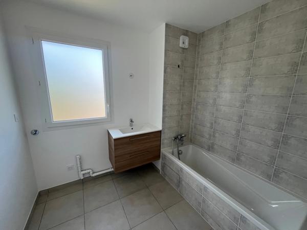 Appartement neuf T3 – Dernier étage – Terrasse Vue lac & Château des Allinges – Le Lyaud