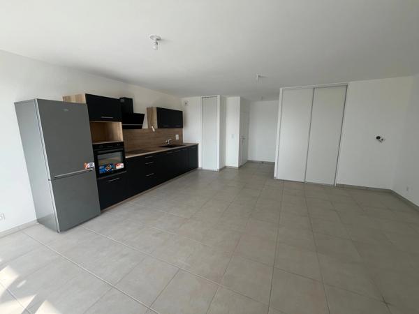 Appartement neuf T3 – Dernier étage – Terrasse Vue lac & Château des Allinges – Le Lyaud