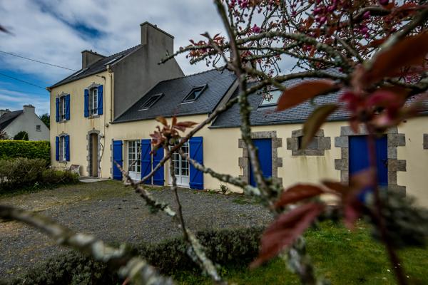 Sylvie Tromelin vous présente cette maison en pierre de 150m² située à Plouguerneau