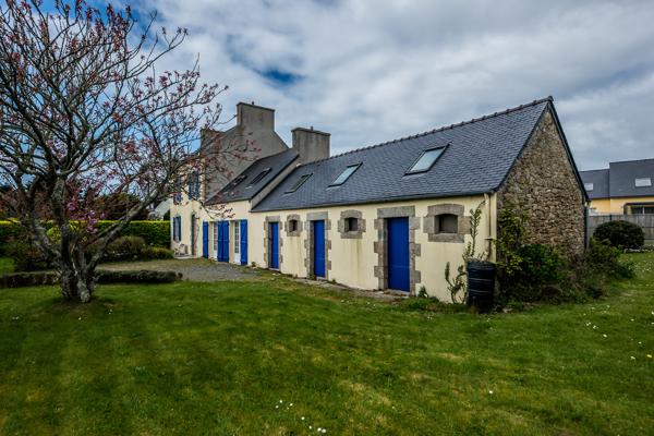 Sylvie Tromelin vous présente cette maison en pierre de 150m² située à Plouguerneau