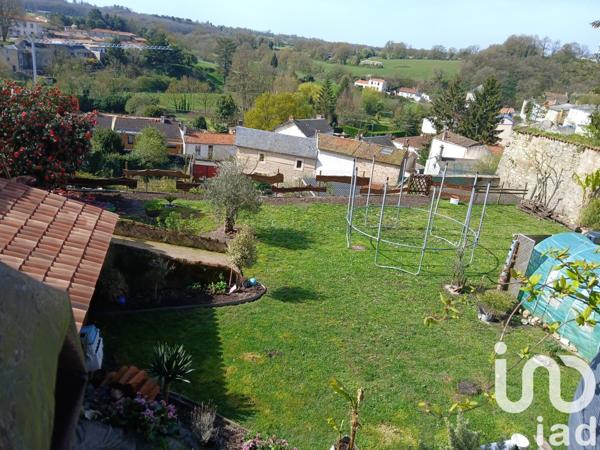 Maison de ville 8 pièces de 128 m² à Mauléon (79700)