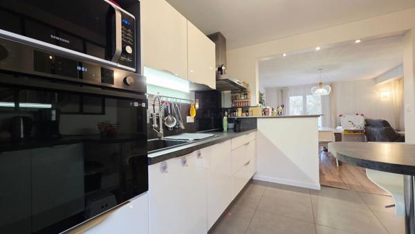 MAISON BOURGES 108M² 5 PIECES 3 CHAMBRES JARDIN