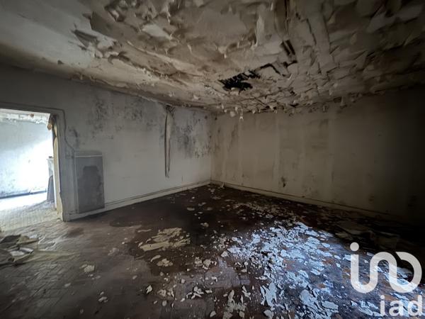 Maison de village 3 pièces de 440 m² à Mervent (85200)