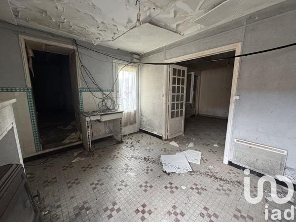 Maison de village 3 pièces de 440 m² à Mervent (85200)