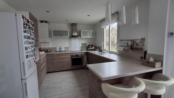 Charmante Maison à Vendre à Crépy-en-Valois - Idéale pour votre Famille !