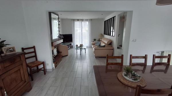 Charmante Maison à Vendre à Crépy-en-Valois - Idéale pour votre Famille !