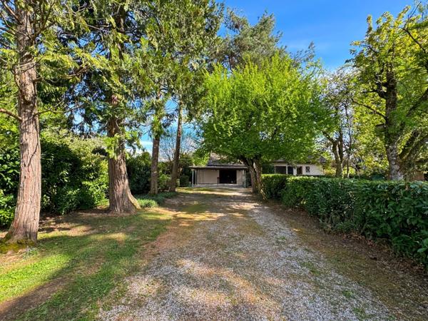 Maison à vendre 5 pièces PREVESSIN MOENS (01) sur un terrain de 2800m2 avec possibilité de division parcellaire