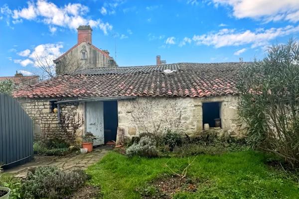 Maison Le Poire Sur Velluire 4 pièce(s) 100 m2, Fontenay le comte 85200