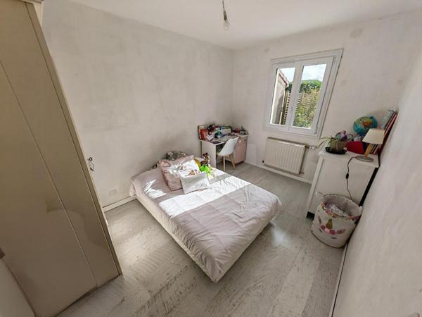 Exclu Le Poinçonnet : Maison de plain-pied intégral, 5 chambres, 124 m2, grand garage, jardin