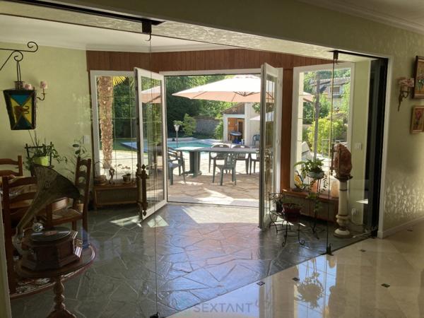 Villa située dans un secteur verdoyant très recherché