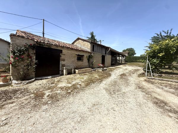 Maison
         5 pièces
        - 150 m² Exclusivité 114 900 € *