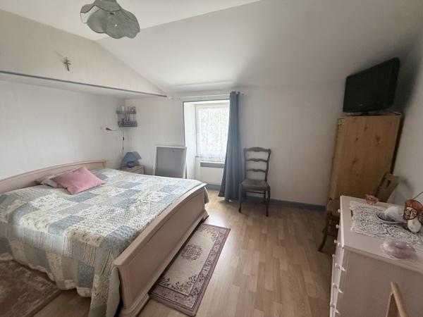 Maison
         5 pièces
        - 150 m² Exclusivité 114 900 € *