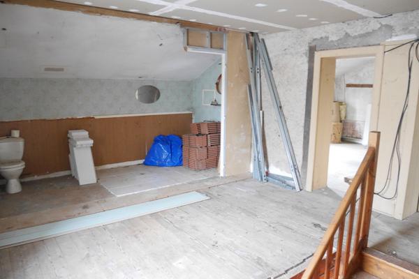 MAISON A RENOVER, AU CALME, PROCHE NATURE 29 900 €