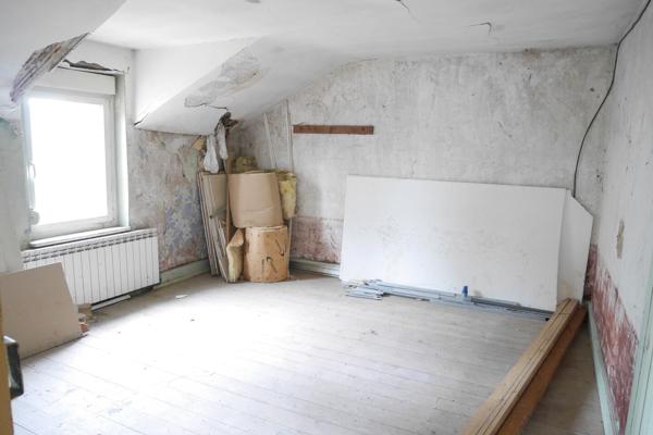 MAISON A RENOVER, AU CALME, PROCHE NATURE 29 900 €