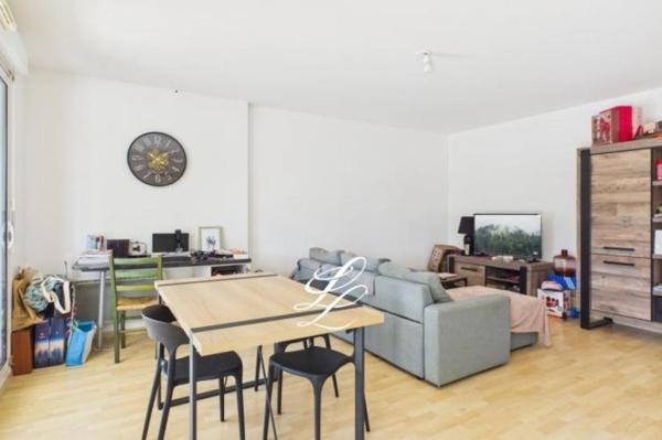 Vente - Appartement 3 pièces 63 m 2 RENNES (35000)