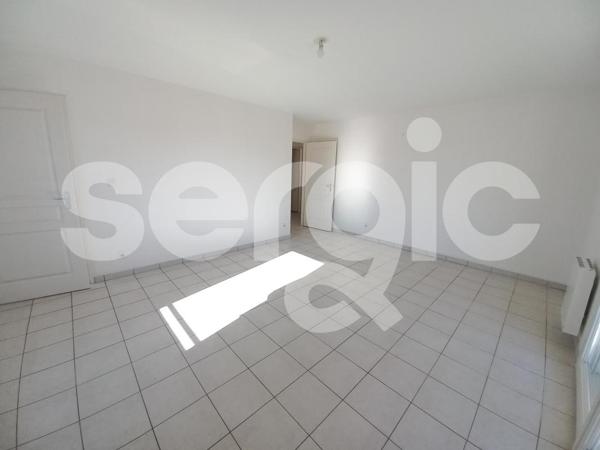 Location 4 Pieces 81 44340 Bouguenais 82 0798 01 0066