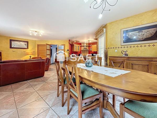 Maison individuelle de 130 m² – 4 chambres – Plain-pied surélevé