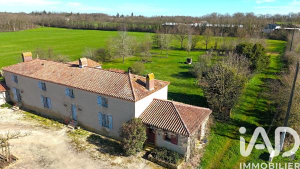 Maison à vendre 7 pièces 265 m² Chantonnay