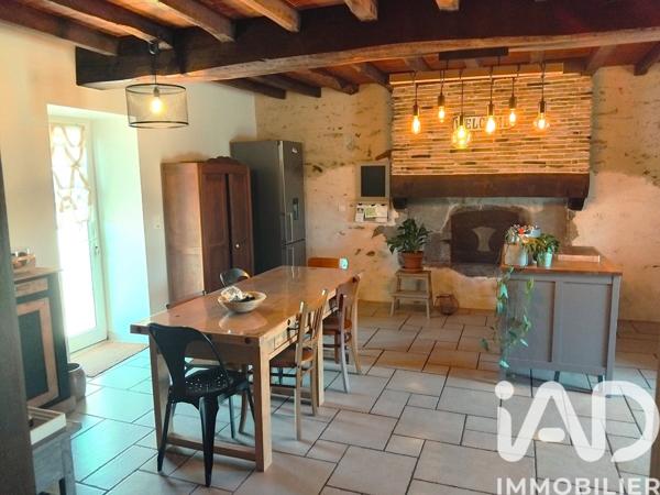 Maison à vendre 7 pièces 265 m² Chantonnay