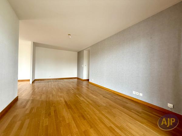 Vente appartement Sainte Pazanne : 218 530 € - AJP Immobilier Sainte-Pazanne