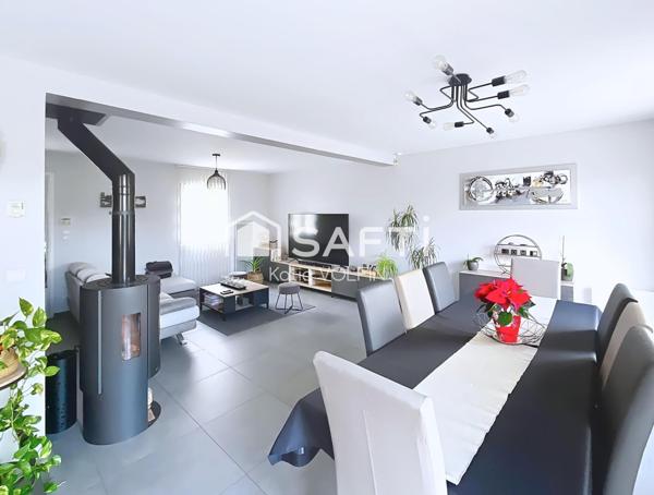 T5  piscine , les Solans dans lotissement sécurisé