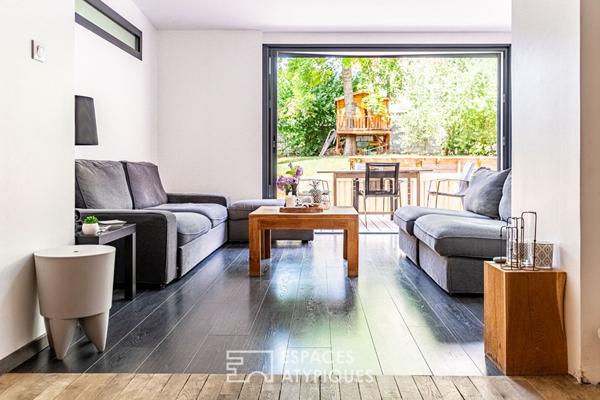 Appartement atypique avec jardin et piscine privée