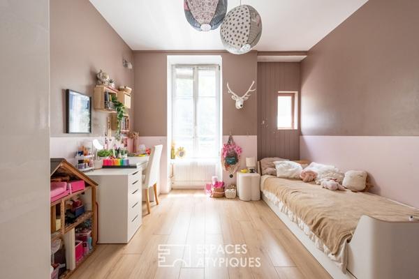 Appartement atypique avec jardin et piscine privée