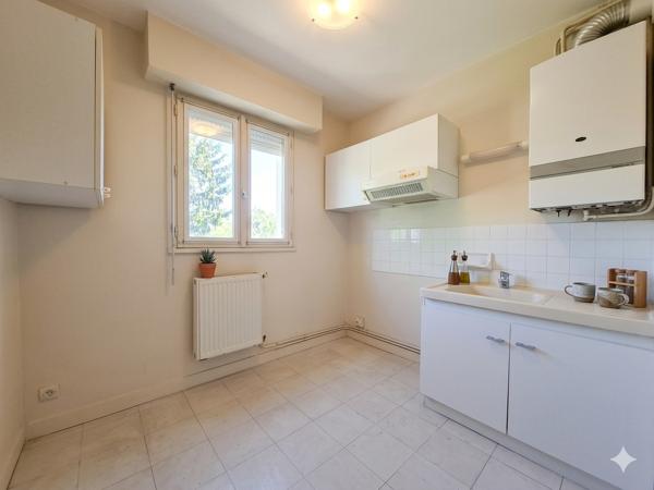 Appartement 2 pièces à vendre Châtellerault - 86100 / Réf: 12019