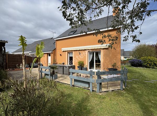 Maison familiale à vendre à Ancenis - 4 chambres, jardin et garage.