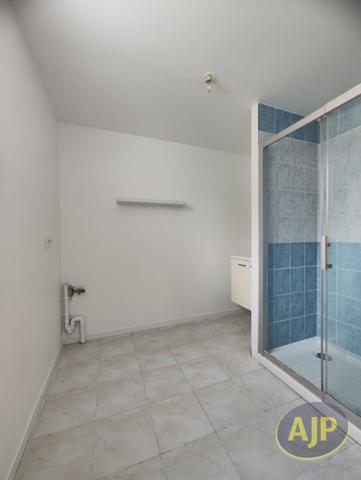 Maison à louer Segre : 3 pièces, 59m² avec 2 chambre(s) à 605€ - AJP Immobilier Segré