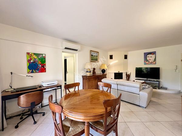 Le Pradet - Appartement T3 - Rez-de-jardin - Cave - Parking