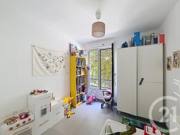Appartement F4 à vendre  4 pièces - 73,61 m 2   NICE  - 06