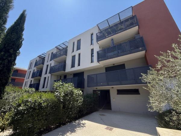 Appartement
         3 pièces
        - 64 m² Exclusivité 190 000 € *