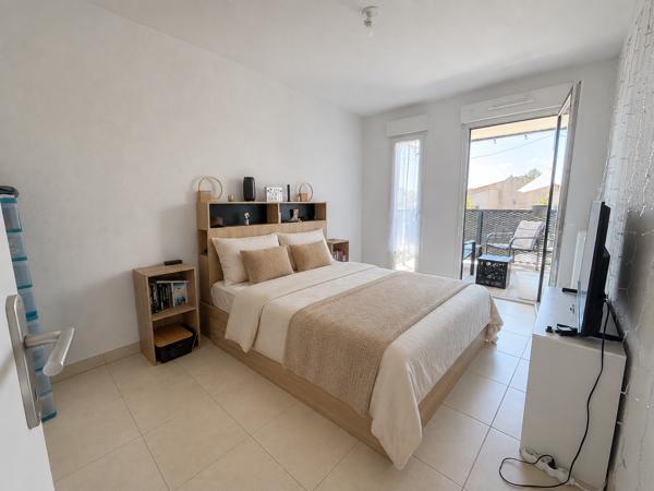 Appartement
         3 pièces
        - 64 m² Exclusivité 190 000 € *