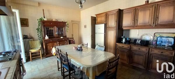 Maison à vendre 11 pièces 308 m² Saint-Céré