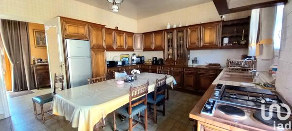 Maison à vendre 11 pièces 308 m² Saint-Céré