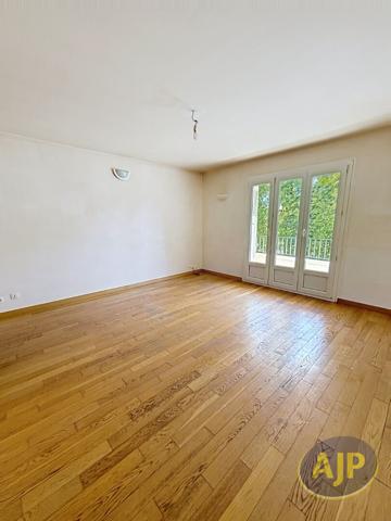 Appartement à louer Nantes : 3 pièces, 63m² avec 2 chambre(s) à 826€ - AJP Immobilier Nantes Est