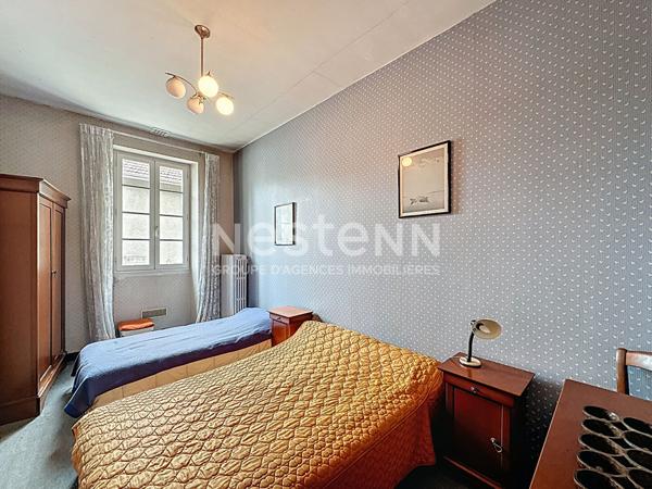 A vendre maison centre ville d Auch 148 m2 avec jardin au calme et garage