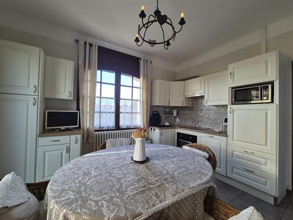 Rare Villa en centre ville Balaruc Les Bains 14 pièce(s) 340.23 m2