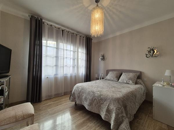 Rare Villa en centre ville Balaruc Les Bains 14 pièce(s) 340.23 m2