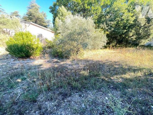 Maison à vendre à Gréoux-les-Bains (04800) en Alpes-de-Haute-Provence (04):

Sur les hauteurs...